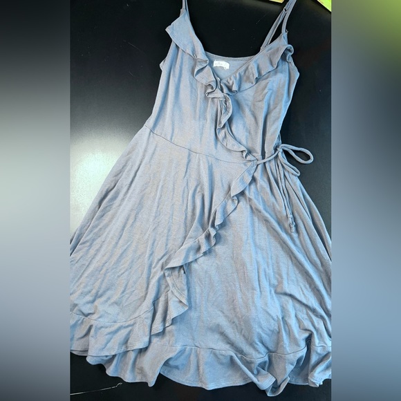 Hollister Slate Blue Ruffled Wrap Mini Dress Size Medium GUC - Picture 1 of 5